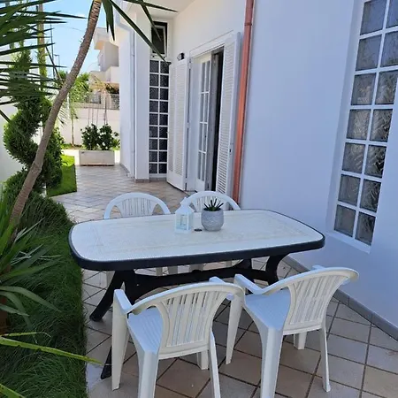 Emyfrancesco House פורטו צ'זראו
